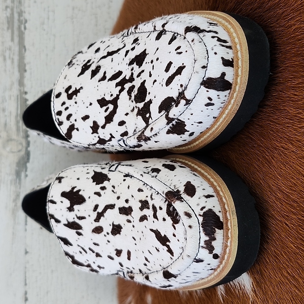 NWOT AZURA MONTSE BY SPRING STEP PONY HAIR LOAFERS - Picture 2 of 9